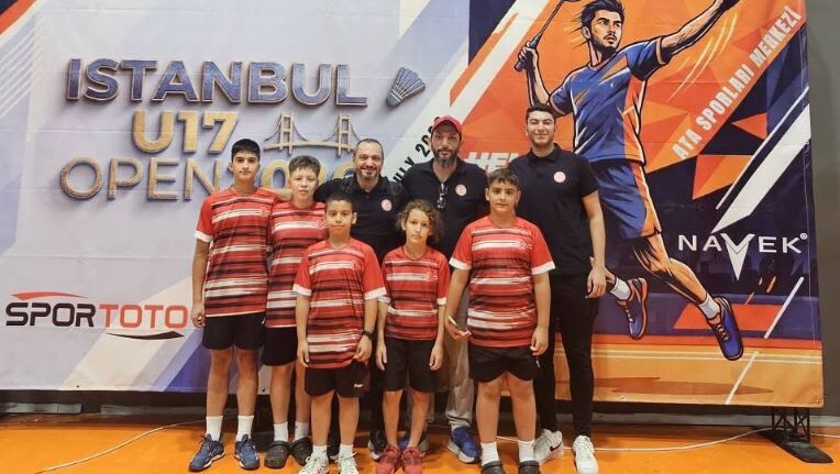 Güney Serinyürek İstanbul'dan Iki Bronz Madalyayla Döndü-1
