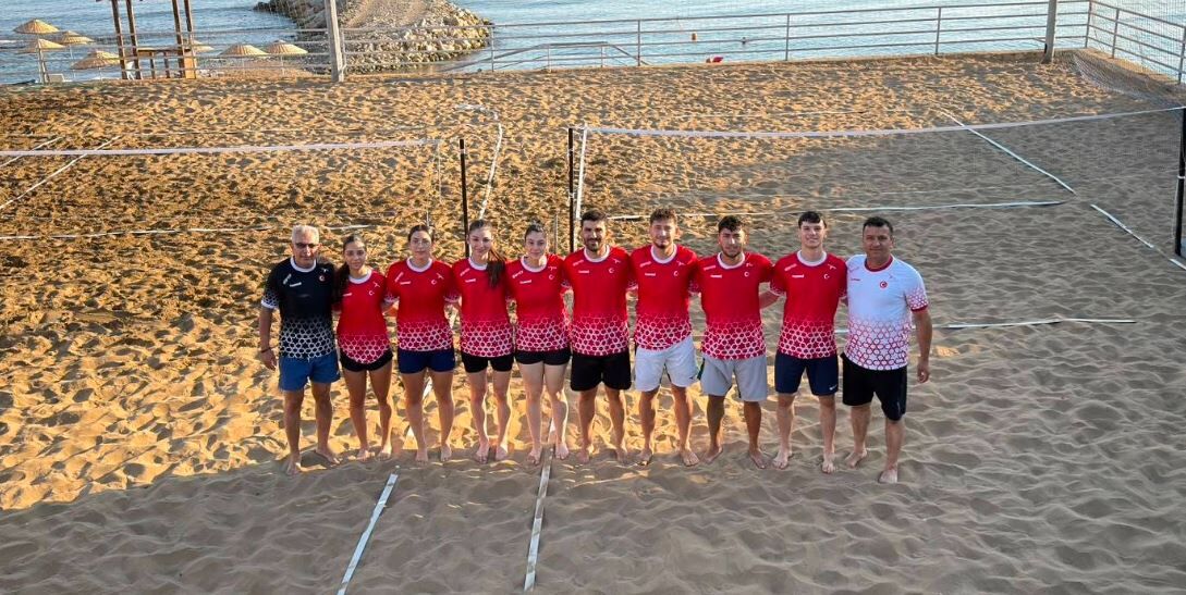 Kktc Ve Türkiye Airbadminton Takımları Girne'de Kampa Girdi 2