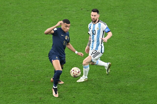 Mbappe, Messi