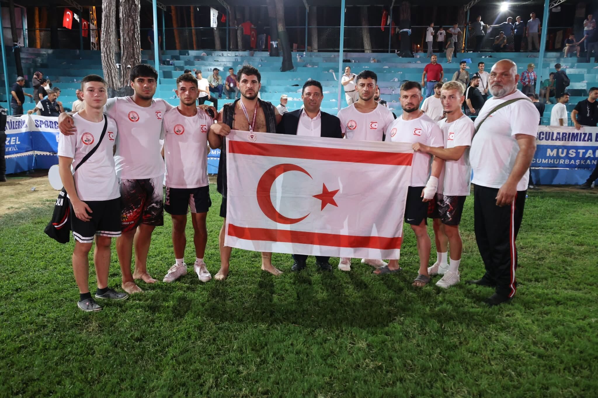 Adem Çavuşoğlu Aba Güreşleri’nde Kürsüye Çıktı 6