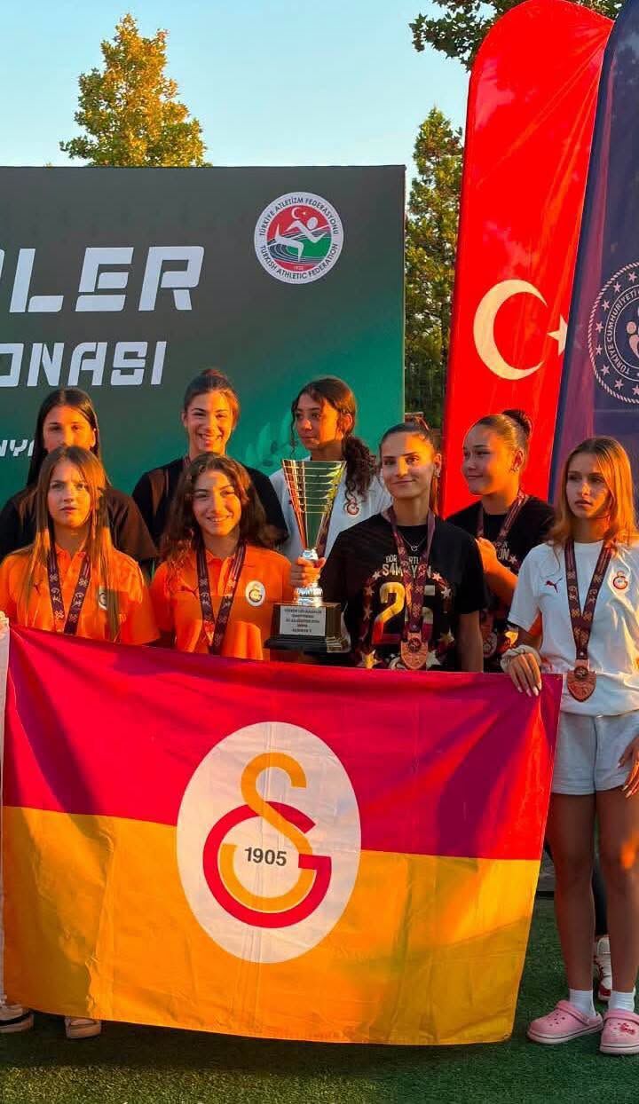 Ecem Nehir Çelik'ten Uzun Atlamada Türkiye Üçüncülüğü 3