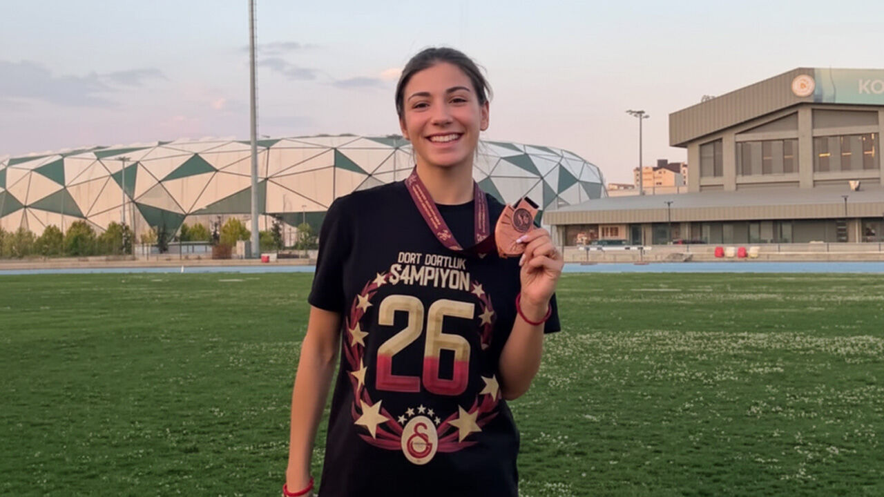 Ecem Nehir Çelik'ten Uzun Atlamada Türkiye Üçüncülüğü