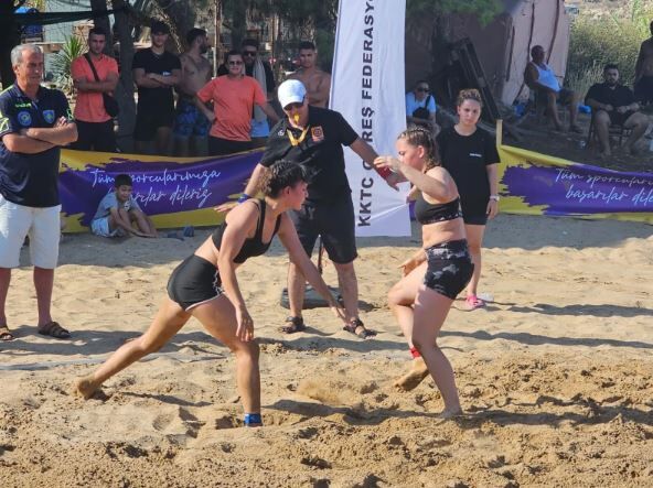 Mehmetçik’te Güreş Şöleni! 151 Sporcu Plajda Buluştu 1