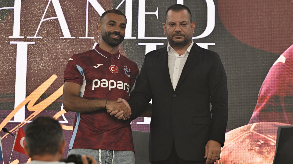 Salah, 30 Bin Taraftar Önünde Trabzonspor'a Imza Attı 1