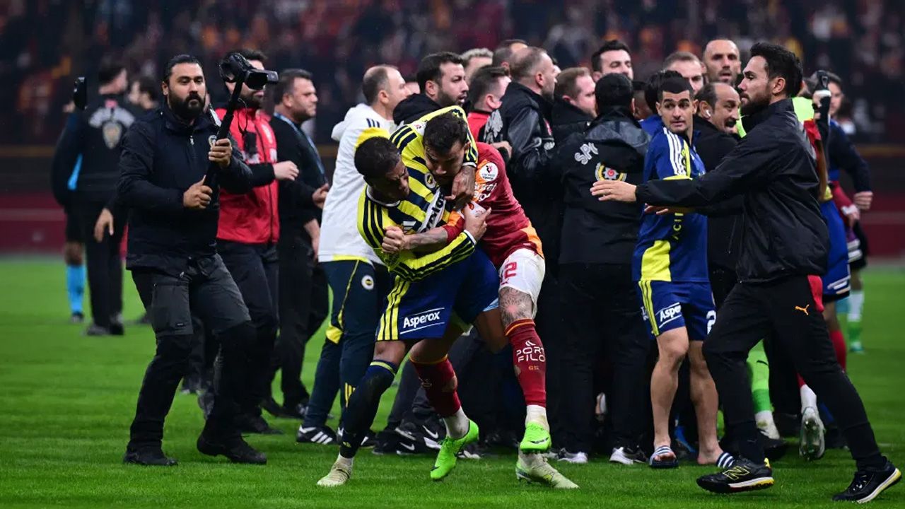Derbi kavgası dünya basınında!