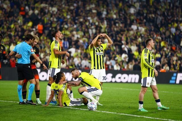 Fenerbahçe, Slavia Prag Karşısında Fırsatı Tepti! 2