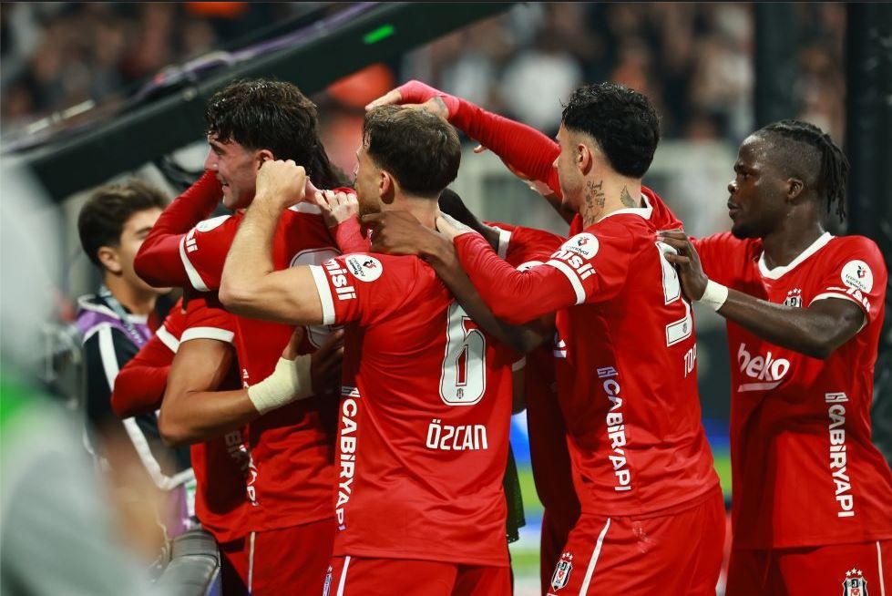 Kartal Başakşehir kilidini Oh'la açtı! Beşiktaş: 2 - Başakşehir: 0