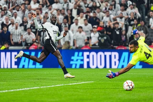 Ndidi Ilk Yarıda Beşiktaş’ı Öne Geçirdi