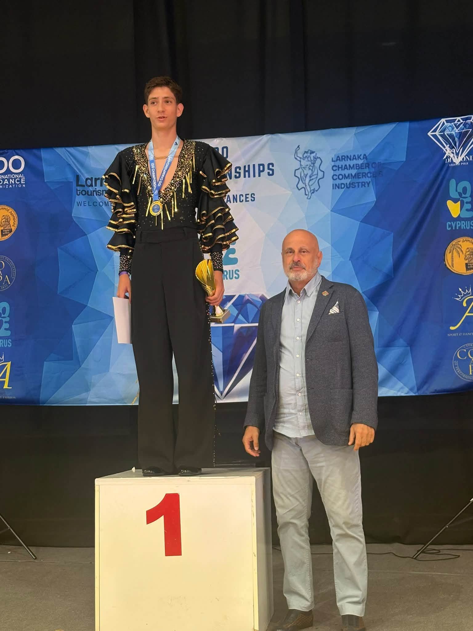 Ödüller Alper Alakut’tan