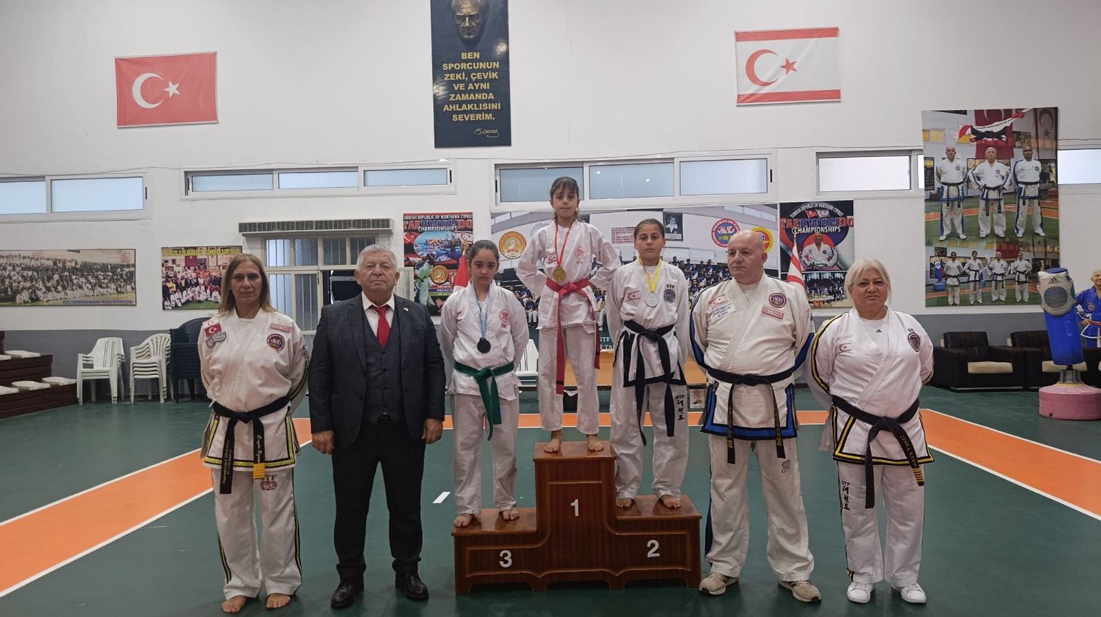 Taekwondo Ve Karate Sporcuları Cumhuriyet Için Yarıştı! 4