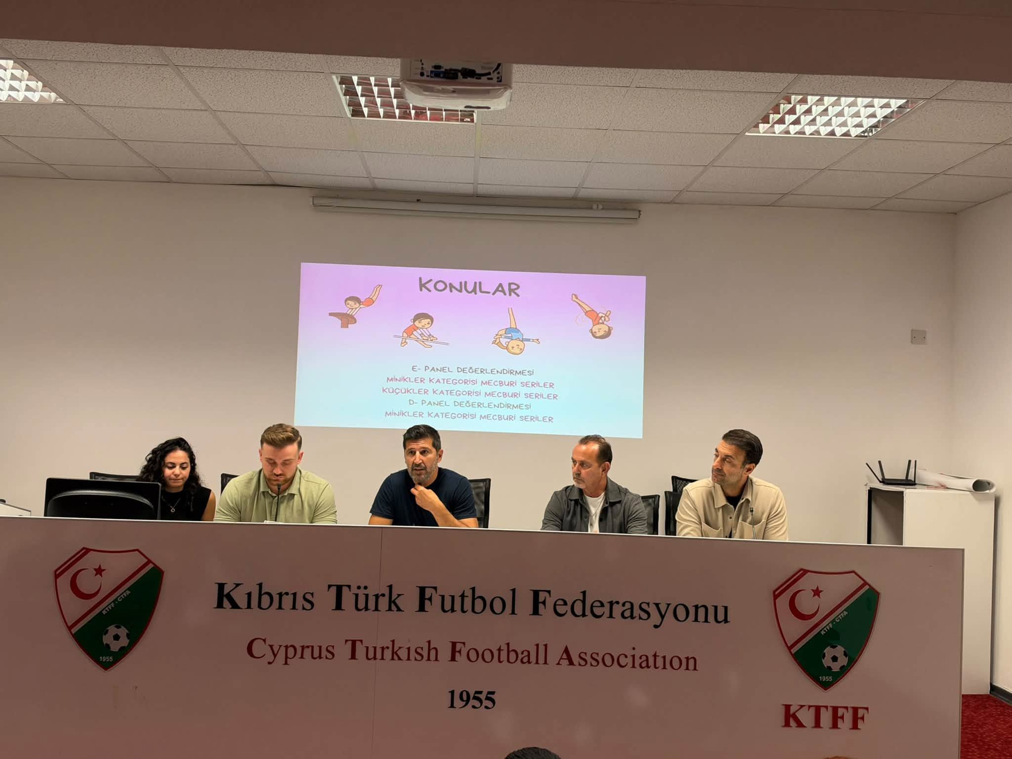Uluslararası Hakemlerimizden Antrenörlerimize Eğitim 2