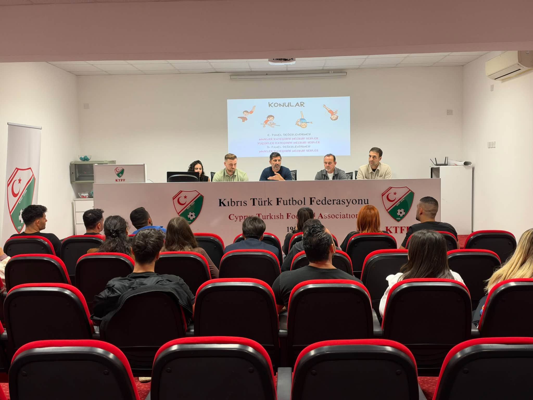 Uluslararası Hakemlerimizden Antrenörlerimize Eğitim 3